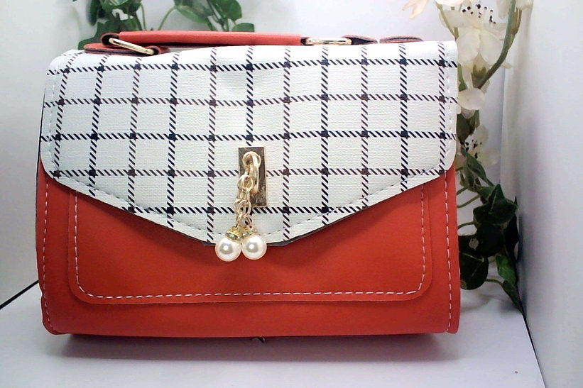 Crossbody Purse With Pearl Clasp